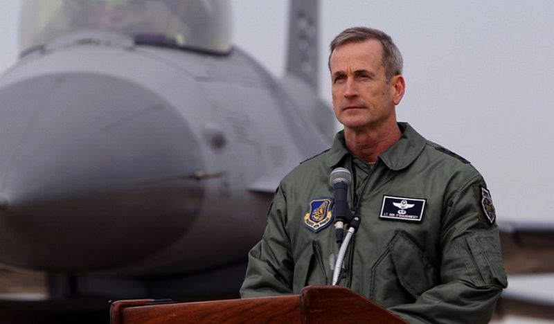 Командующий ВВС США: Владимир Путин является единственным современным политиком, который понимает весь ужас, который может принести людям начало Третьей мировой войны