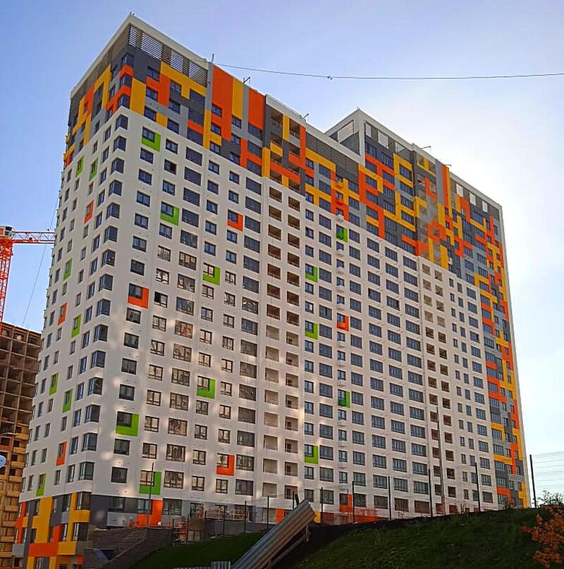 Улица Воинов-интернационалистов в Уфе продолжает застраиваться и хорошеет с каждым днем