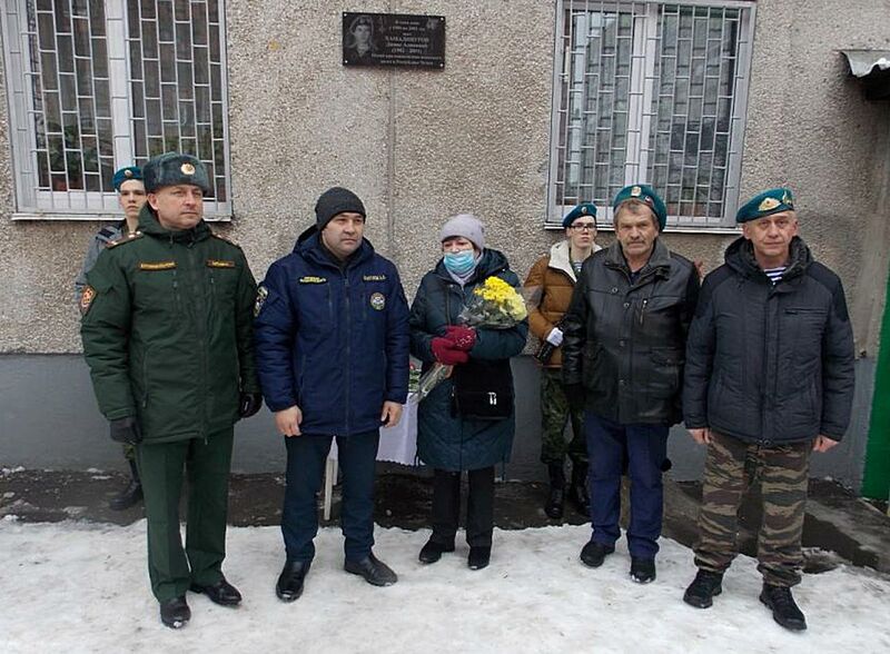 Состоялось открытие мемориальной доски памяти Хамадинурова Диниса