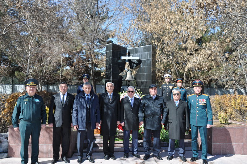 За мир в Афганистане