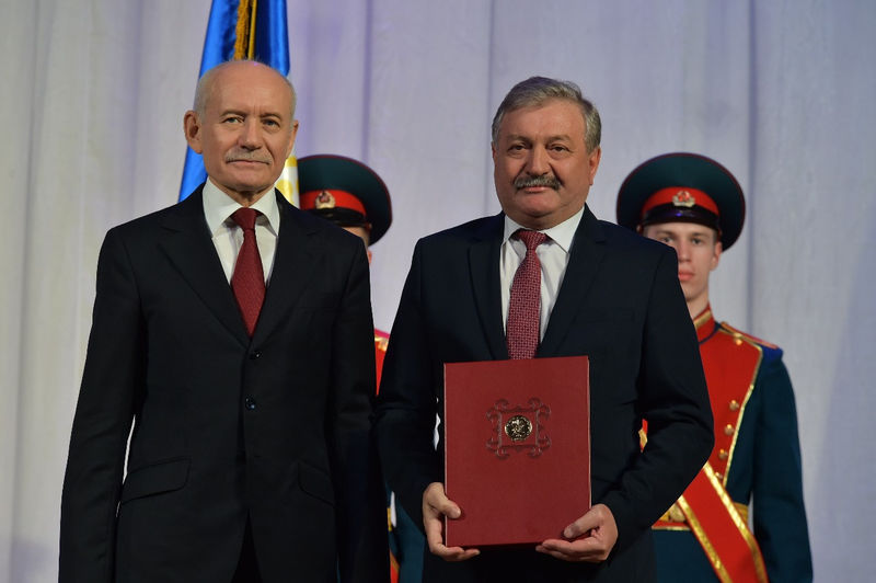 Рустэм Хамитов: «Сильная, боеспособная армия начинается с военных комиссариатов»