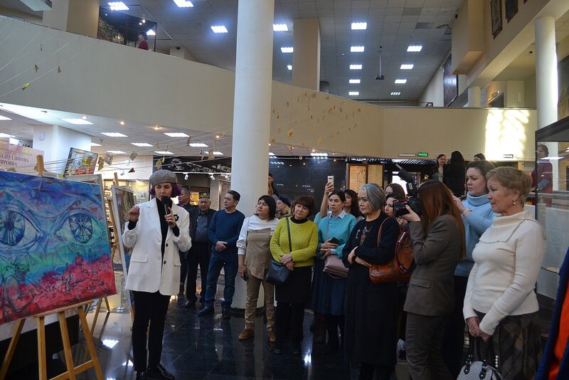 Открылась персональная выставка картин Раушании Бадретдиновой: опыт найти дорогу к высшему пониманию жизни и её подлинного смысла, к исцелению души…