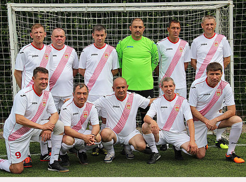 «Шурави» поздравляет наставников!