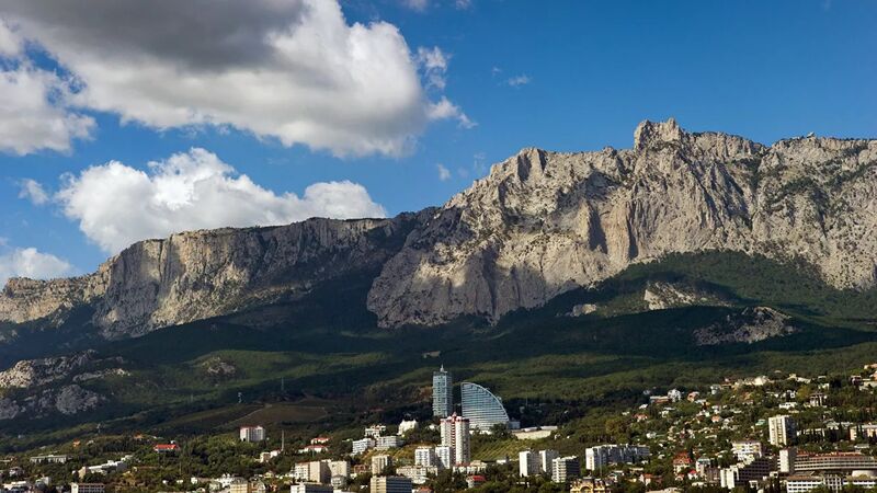 Между Крымом и Донбассом теперь существует сухопутный коридор и восстанавливаются экономические связи с областями Украины
