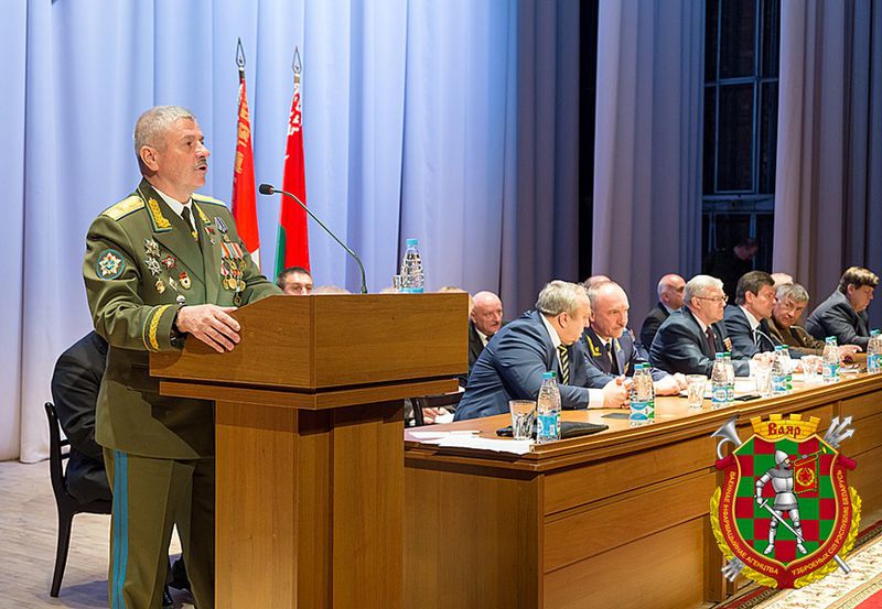 Иди сам, помоги другим…