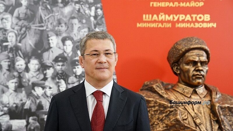 Радий Хабиров поставил задачу открыть памятник генералу Минигали Шаймуратову 11 октября — в День республики