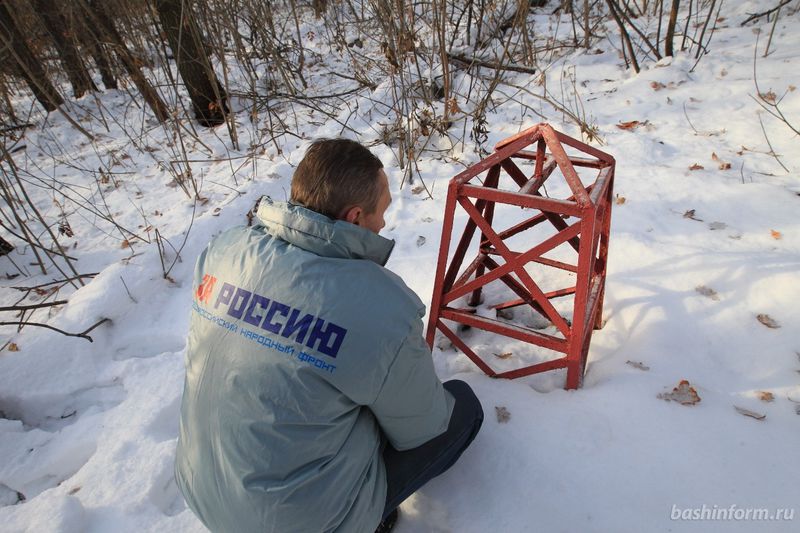 Время священной памяти…