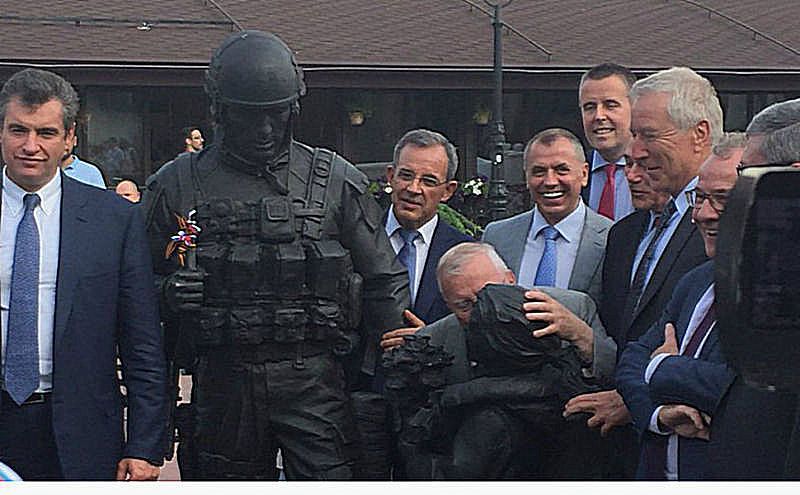 В Крыму побывала делегация французских парламентариев