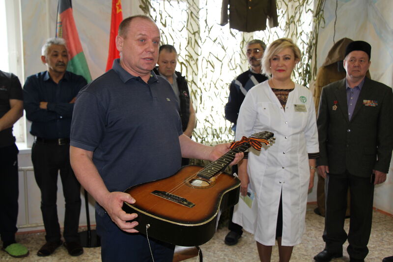 Гитара Юрия Шевчука рассказала о событиях на площади Минутка