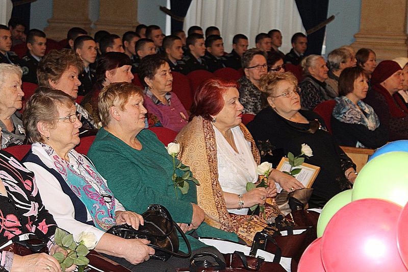 В Уфе с Днем матери поздравили семьи погибших военнослужащих