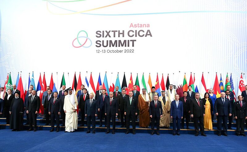 Мы настоятельно призываем компенсировать нанесенный афганцам за годы оккупации ущерб и разморозить незаконно заблокированные афганские средства