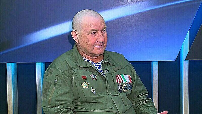 Президент Владимир Путин наградил лидера амурских афганцев Валерия Вощевоза