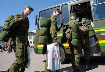  ГД и Минобороны не поддержали инициативу призывать в армию раз в год