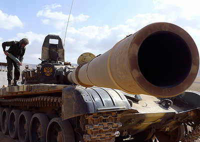 Таджикская армия и наша 201-я военная база рядом с Афганистаном живут так, как будто завтра 22 июня