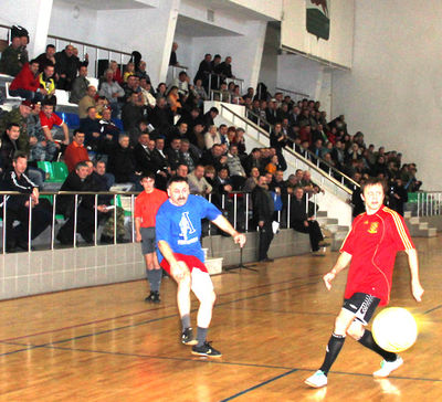 ДАЖЕ АМЕРИКАНЦЫ НЕ ХОТЯТ ОСТАТЬСЯ В СТОРОНЕ