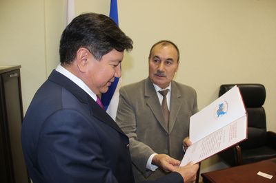 ВРУЧЕНЫ ПОЧЕТНЫЕ ДИПЛОМЫ И ЮБИЛЕЙНЫЕ МЕДАЛИ