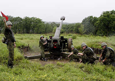 Артиллеристы российской военной базы в Таджикистане совершенствуют боевые навыки