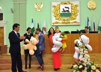 Семья главного режиссера Фестиваля «Боевая высота» Гульнары Юриной признана победителем конкурса «Молодая семья-2014»