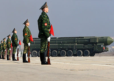 ВЛАДИМИР ПУТИН НАЗВАЛ СОВРЕМЕННОЕ ВЫСОКОТОЧНОЕ ОРУЖИЕ АЛЬТЕРНАТИВОЙ ОРУЖИЮ ЯДЕРНОМУ 