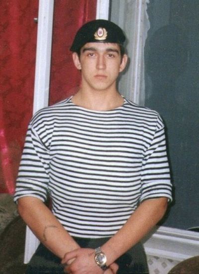 СВОИХ НЕ БРОСАЕМ!