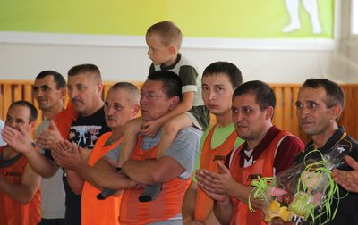 ВЕТЕРАНСКИЙ ФУТБОЛ В ДЮРТЮЛЯХ