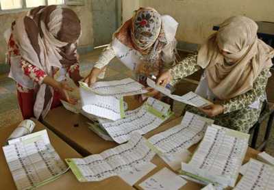 Кандидаты в Президенты Афганистана отказываются от участия и снимаются с выборов