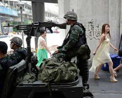 В Таиланде ввели военное положение
