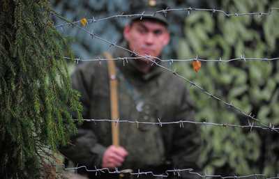 В ходе учений "Восток-2014" на Дальний Восток переброшены подразделения ЗВО